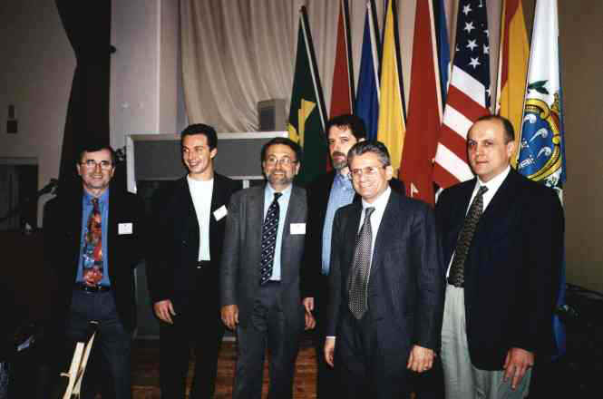 spa19.jpg (21675 byte)