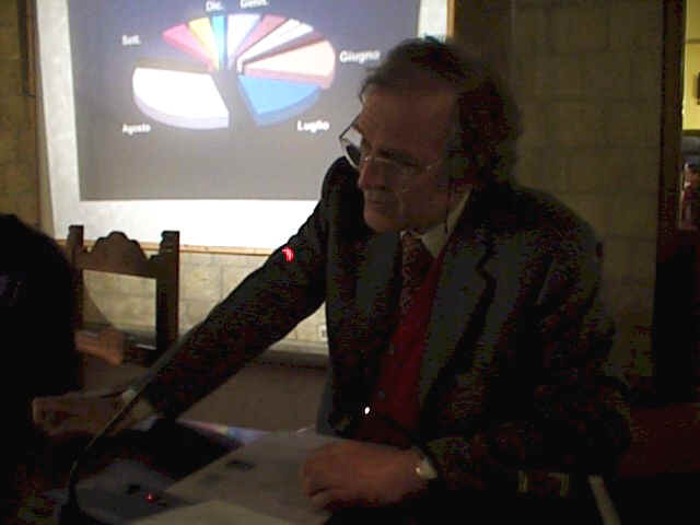4tar13.jpg (35233 byte)
